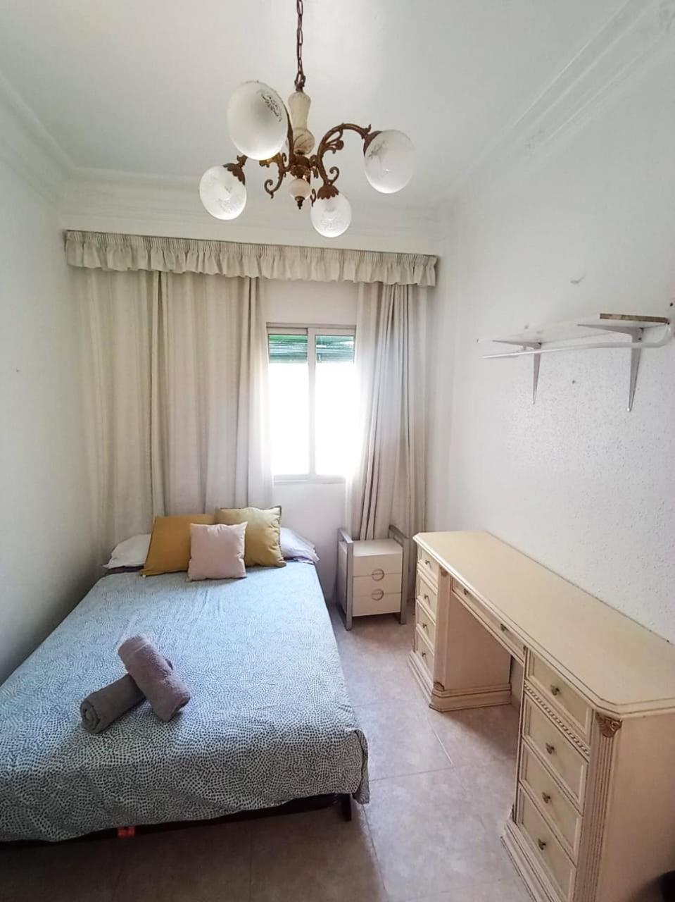 La Malvarrosa Beach Rooms In Shared Apartment Valencie Exteriér fotografie